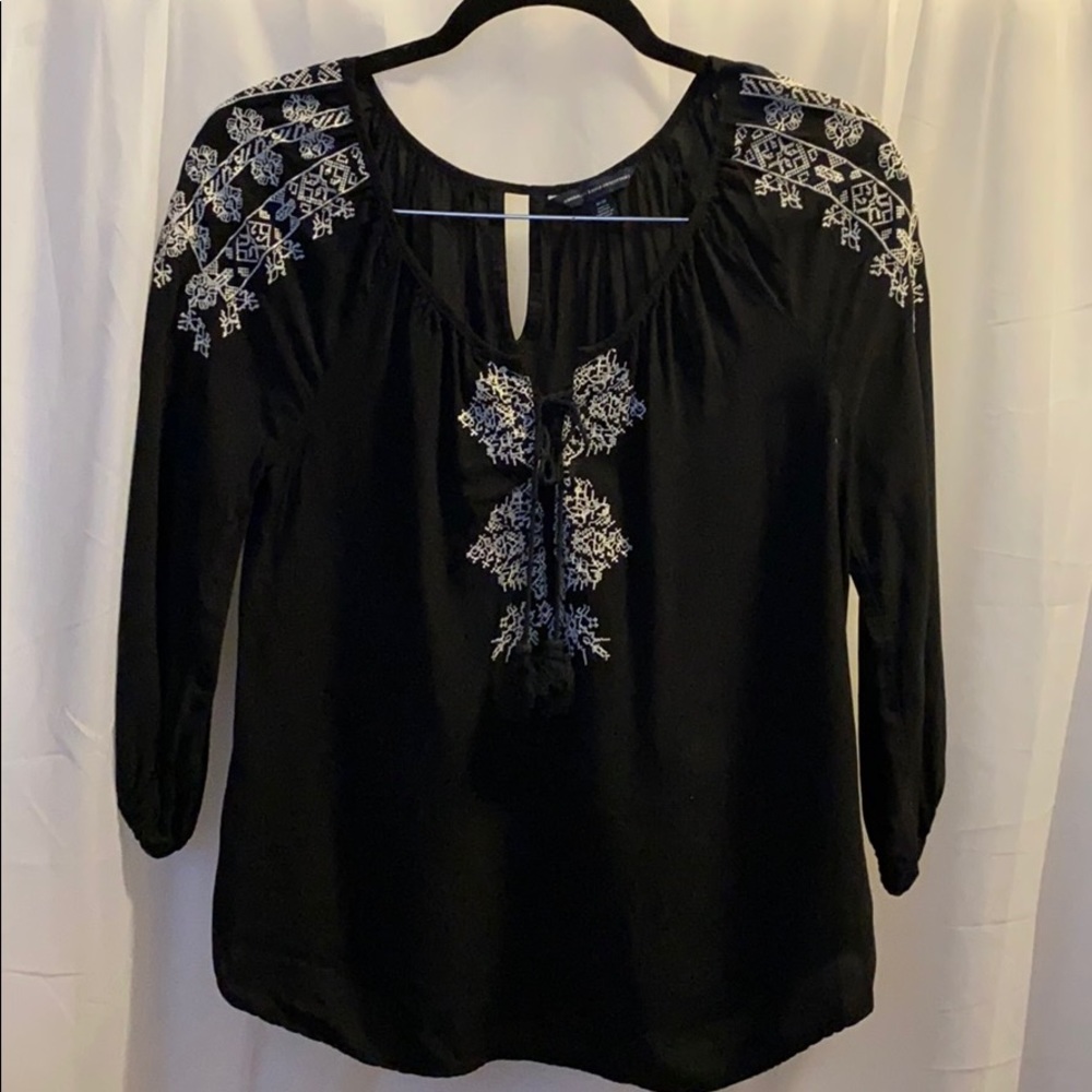 AEO embroidered Blouse
